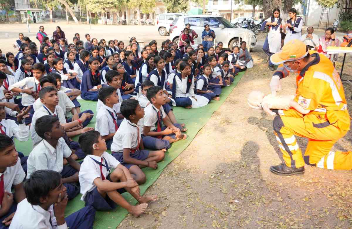 DM Training to Specially Abled Students